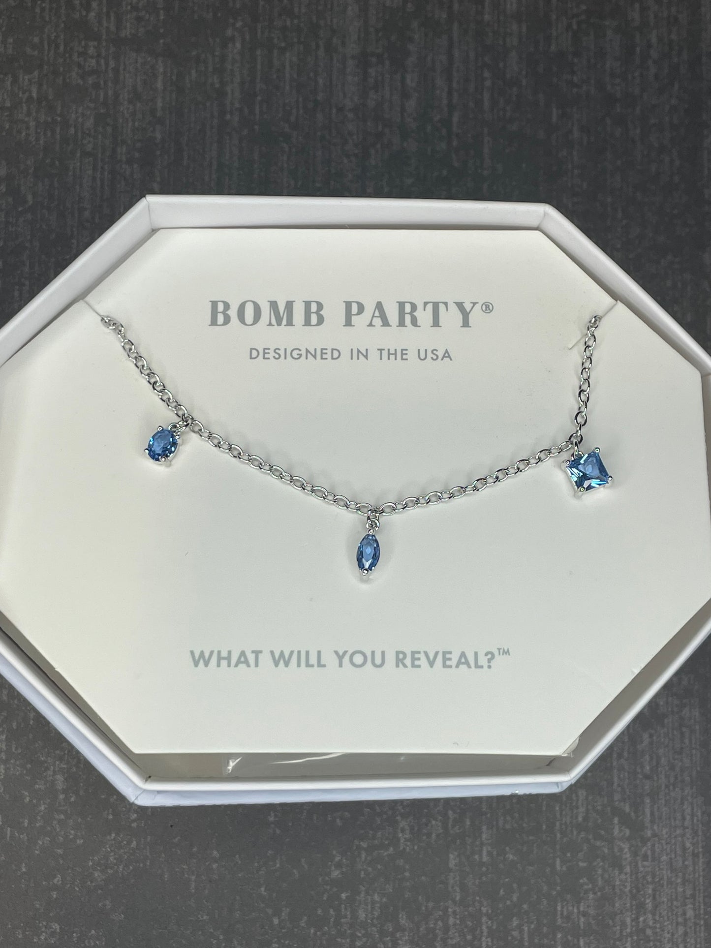 RBP4972 - Edge Of Elegance
