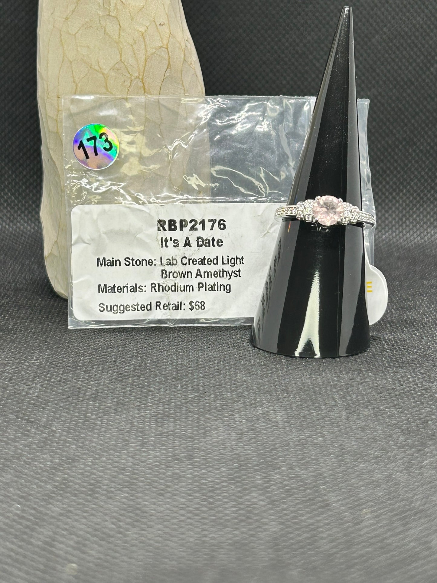 RBP2176 - Size 7 - It's A Date