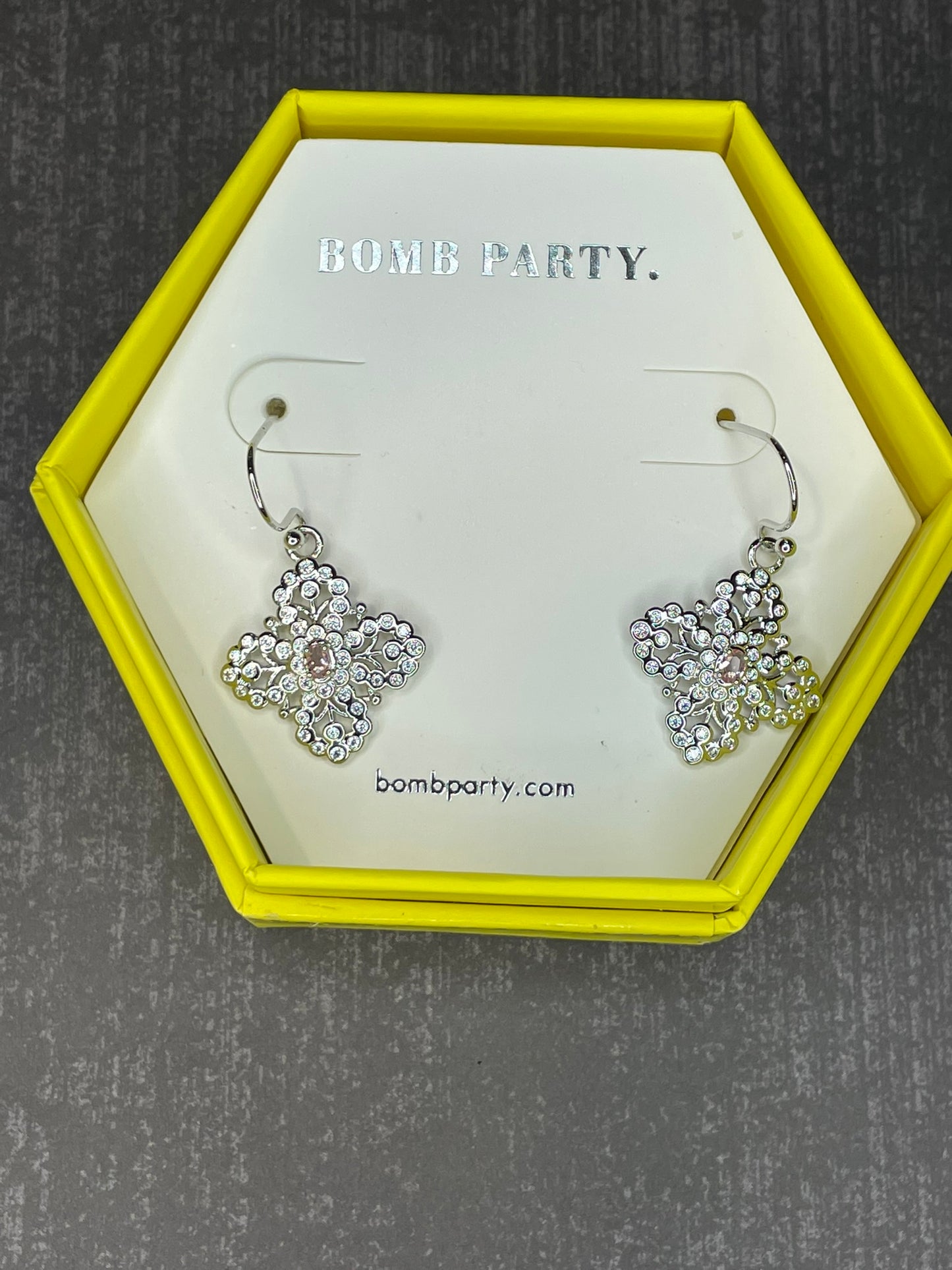 RBP3588 - Dazzling Clover
