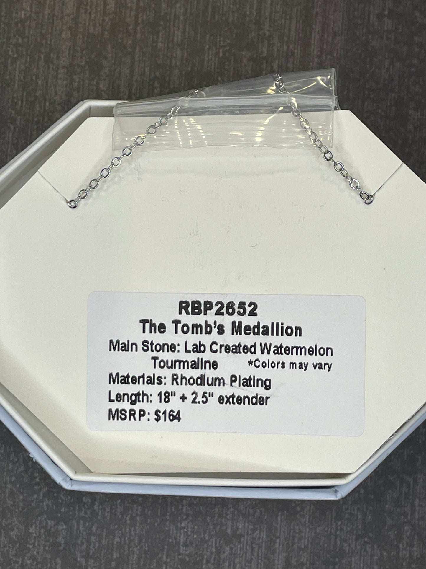 RBP2652 - The Tomb's Medallion