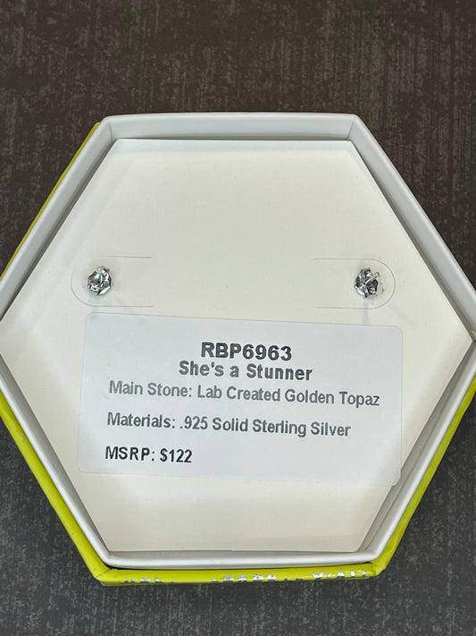 RBP6963 - She's a Stunner