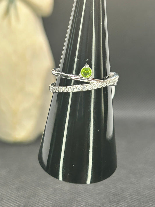 RBP6351 - Size 7 - Crossing Paths