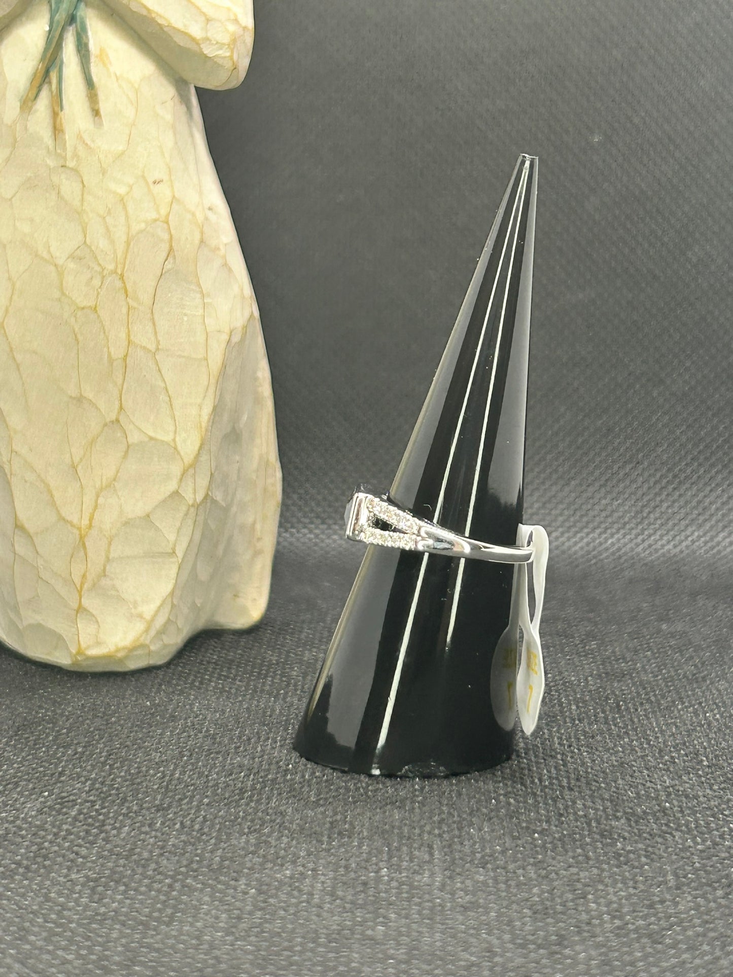 RBP6652 - Size 7 - Light Up The Night