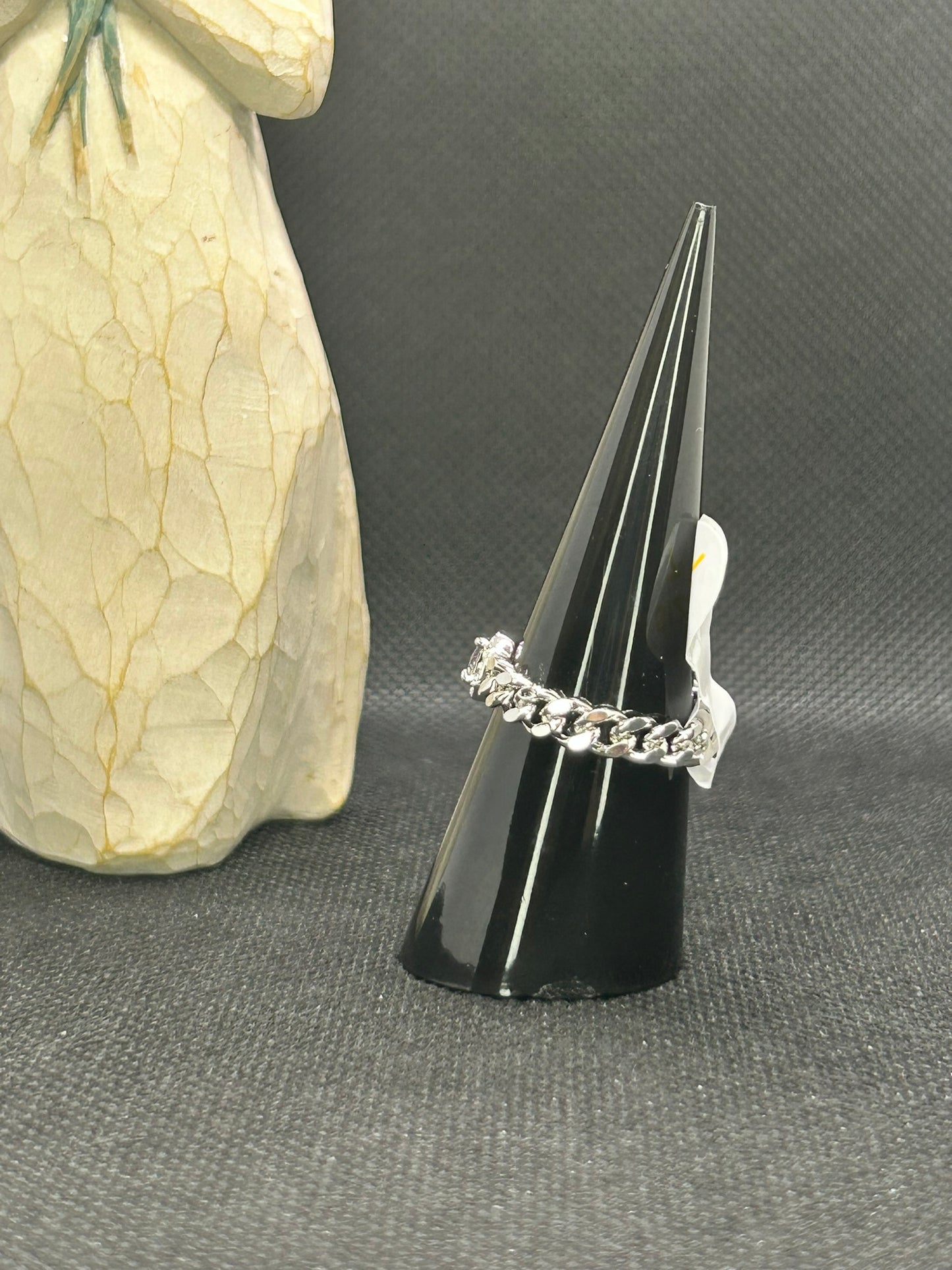 RBP6187 - Size 7 - Linked By Love