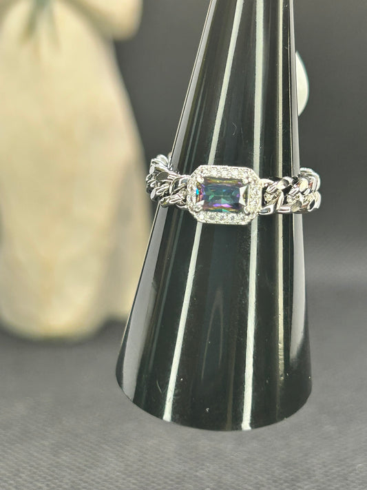 RBP6187 - Size 7 - Linked By Love