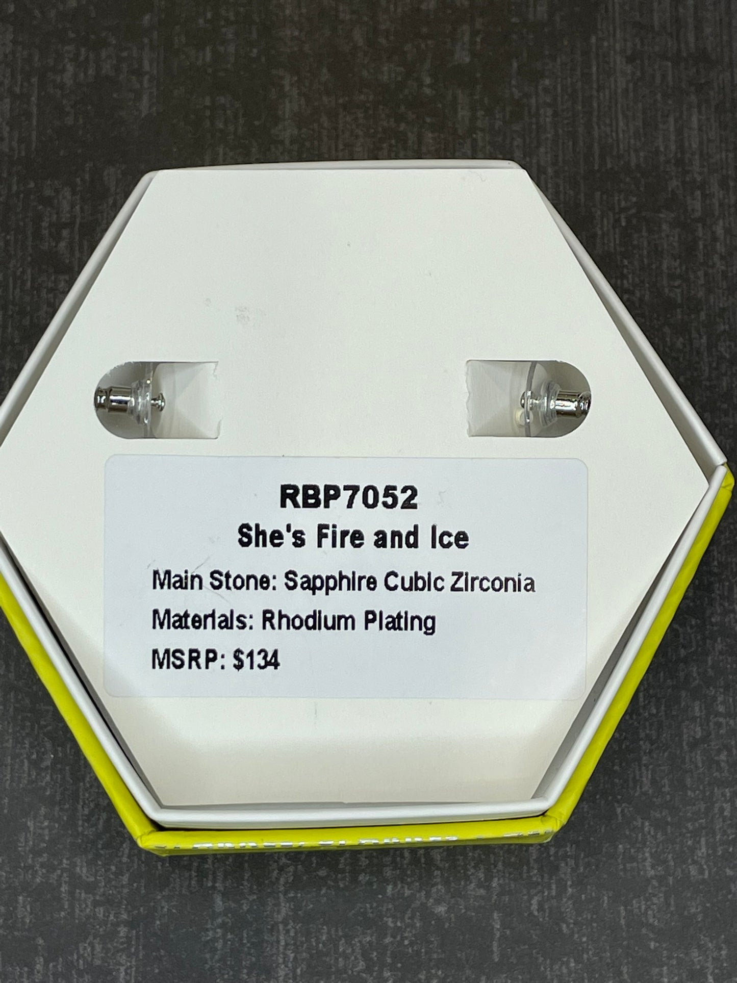 RBP7052 - She's Fire and Ice (Farmhouse)