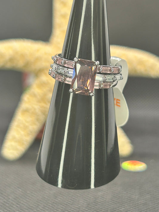 RBP6453 - Size 6 - Lost In A Daze