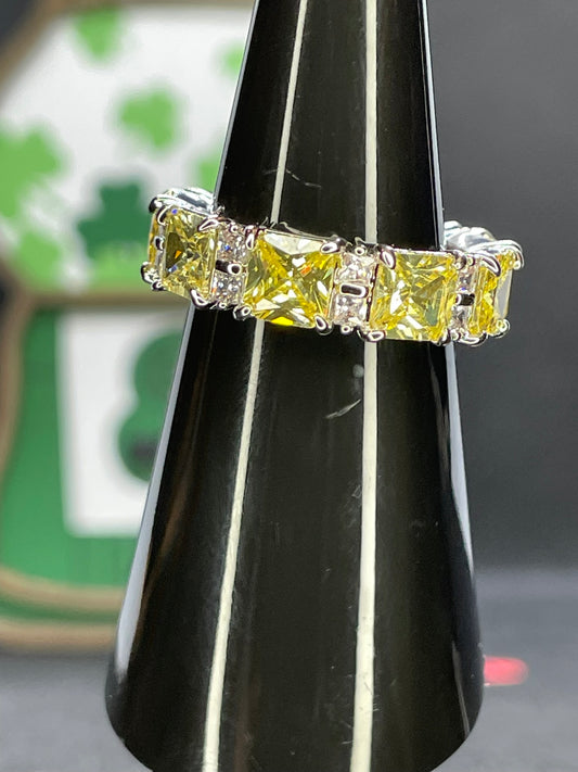 RG46343 - Size 6 - Uptown Glamour