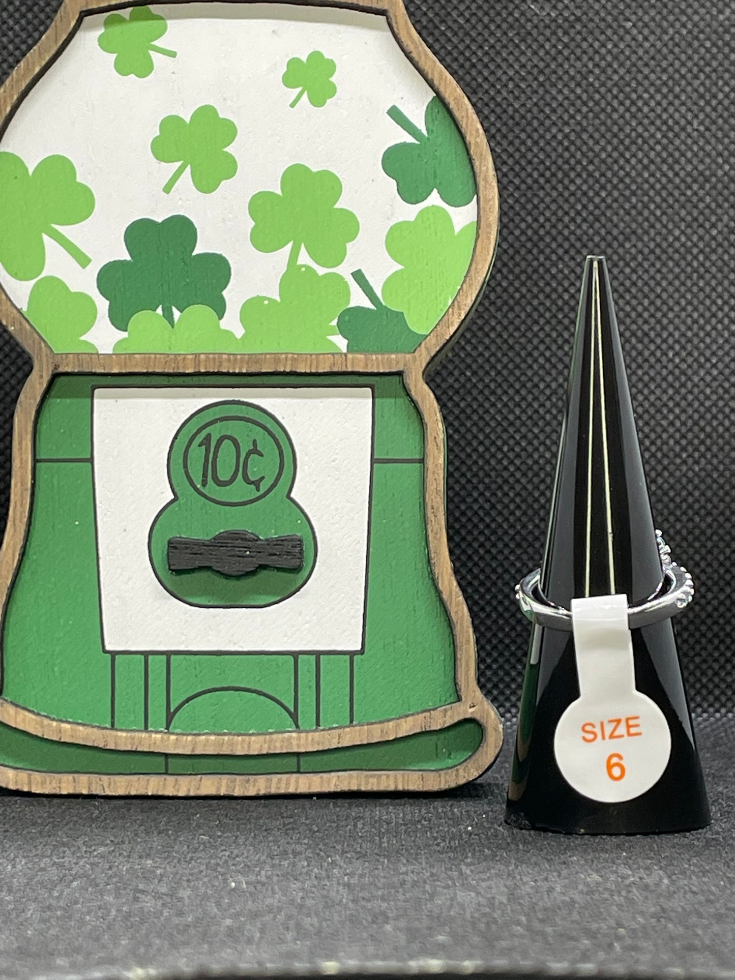 RG24531 - Size 6 - Checkmate, Babe