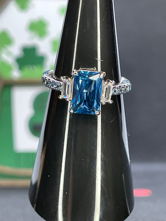 RBP5285 - Size 6 - Escape with Me