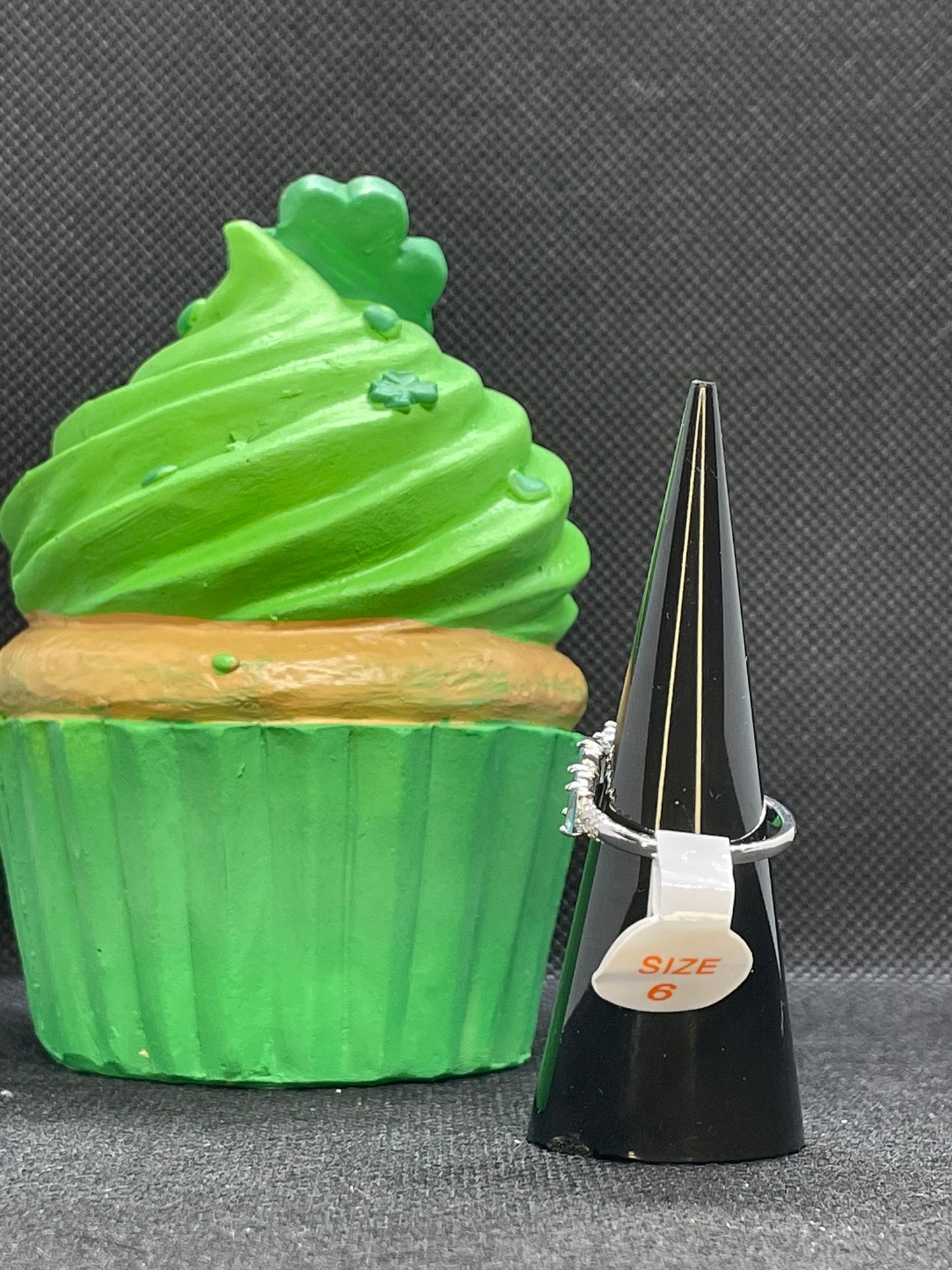 RBP5768 - Size 6 - The Sterling Club