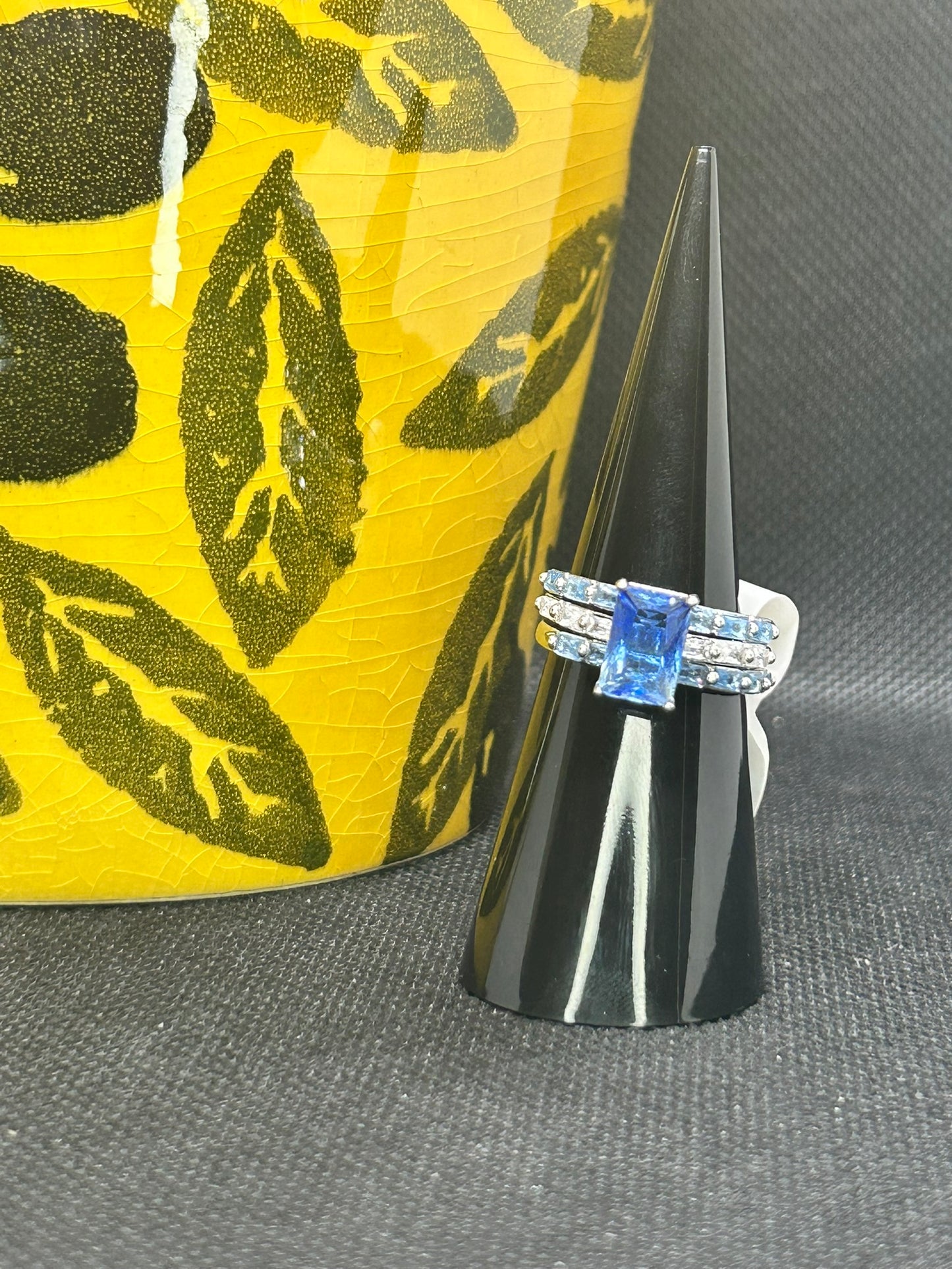 RBP6453 - Size 6 - Lost In A Daze