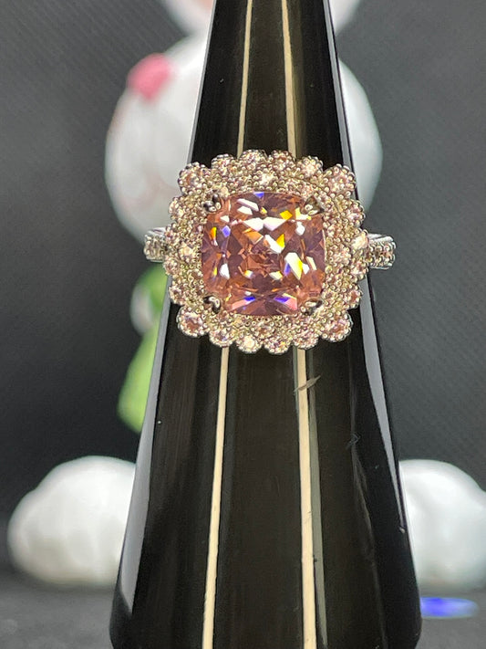 RG89523 - Size 5 - Estate Of Bliss