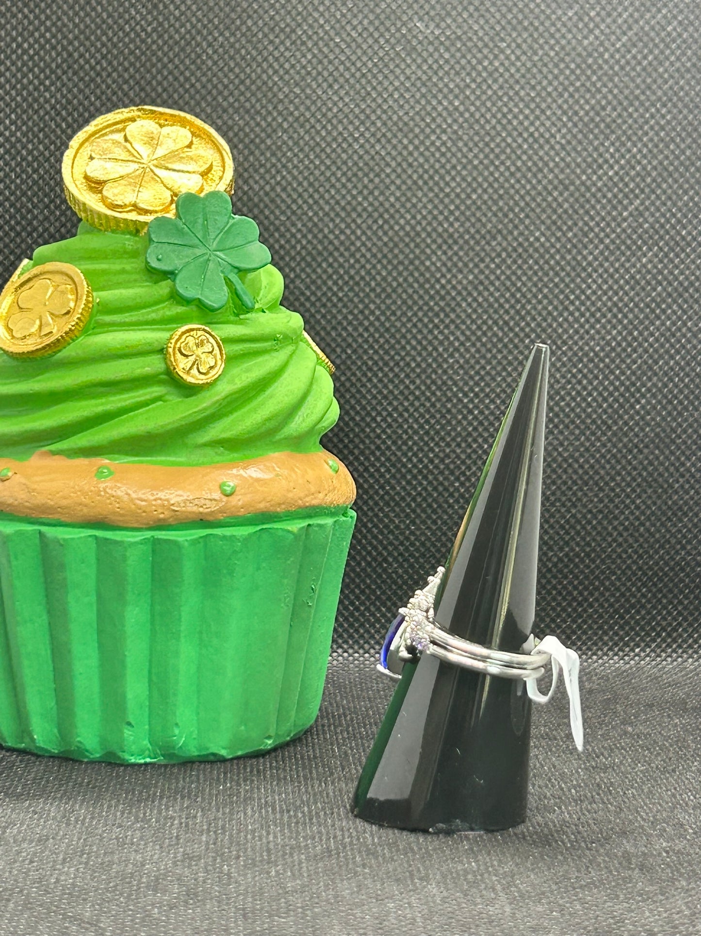 RBP6009 - Size 7 - Discover The Wonders