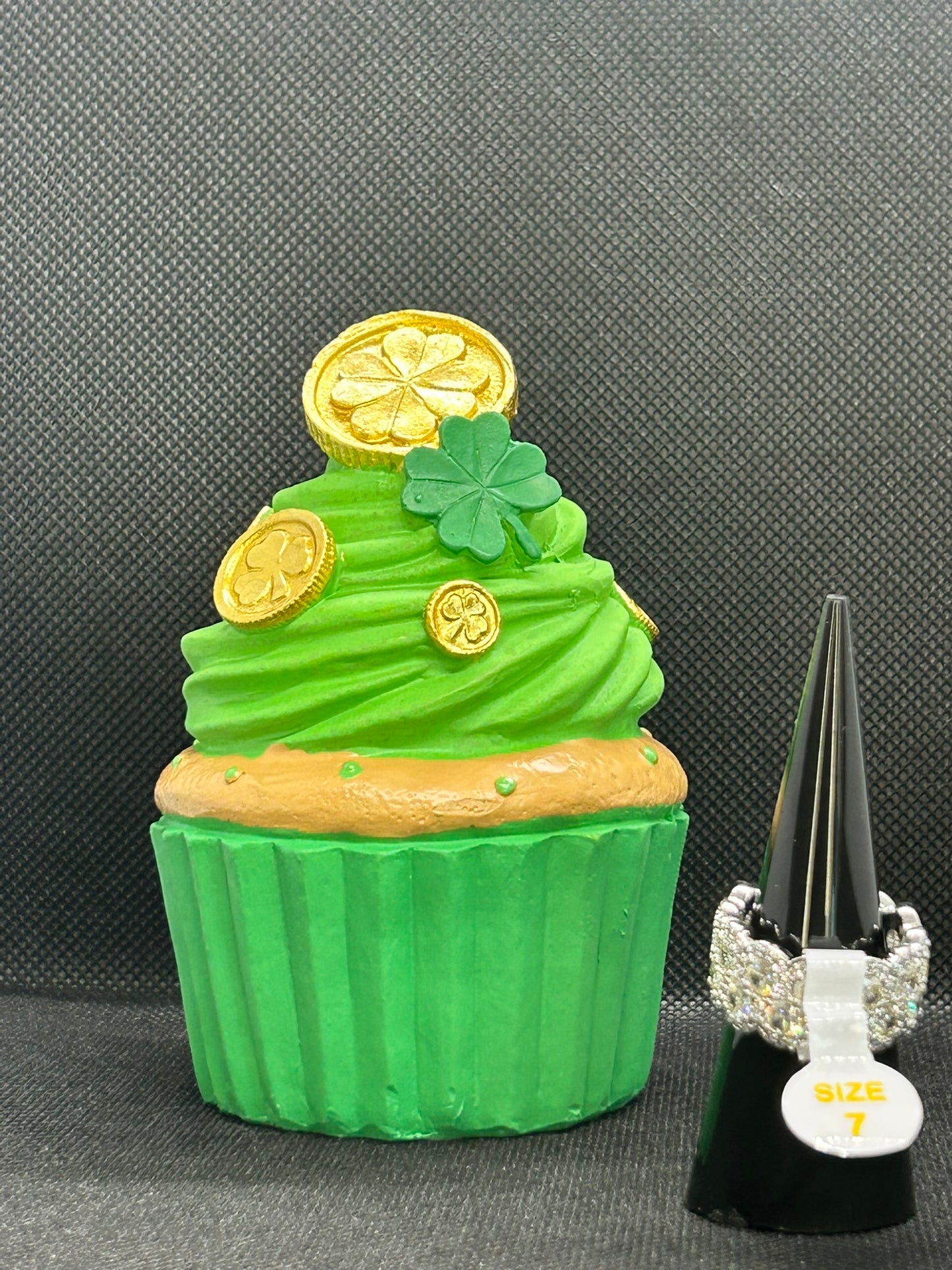 RG11119- Size 7 - Pretty Perspective