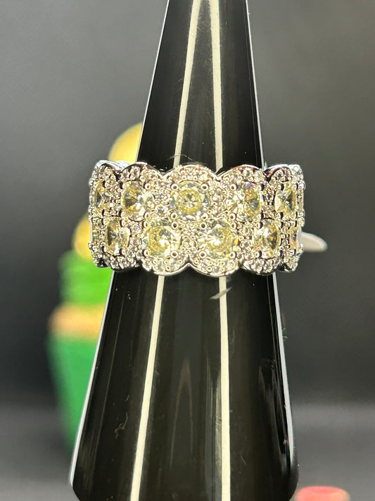 RG11119- Size 7 - Pretty Perspective