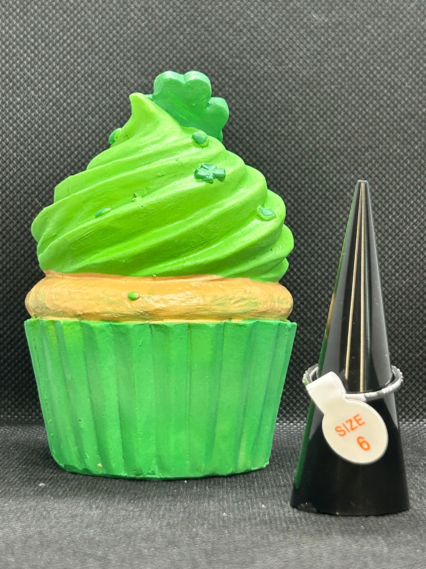 RBP5385 - Size 6 - Swirling Dreams