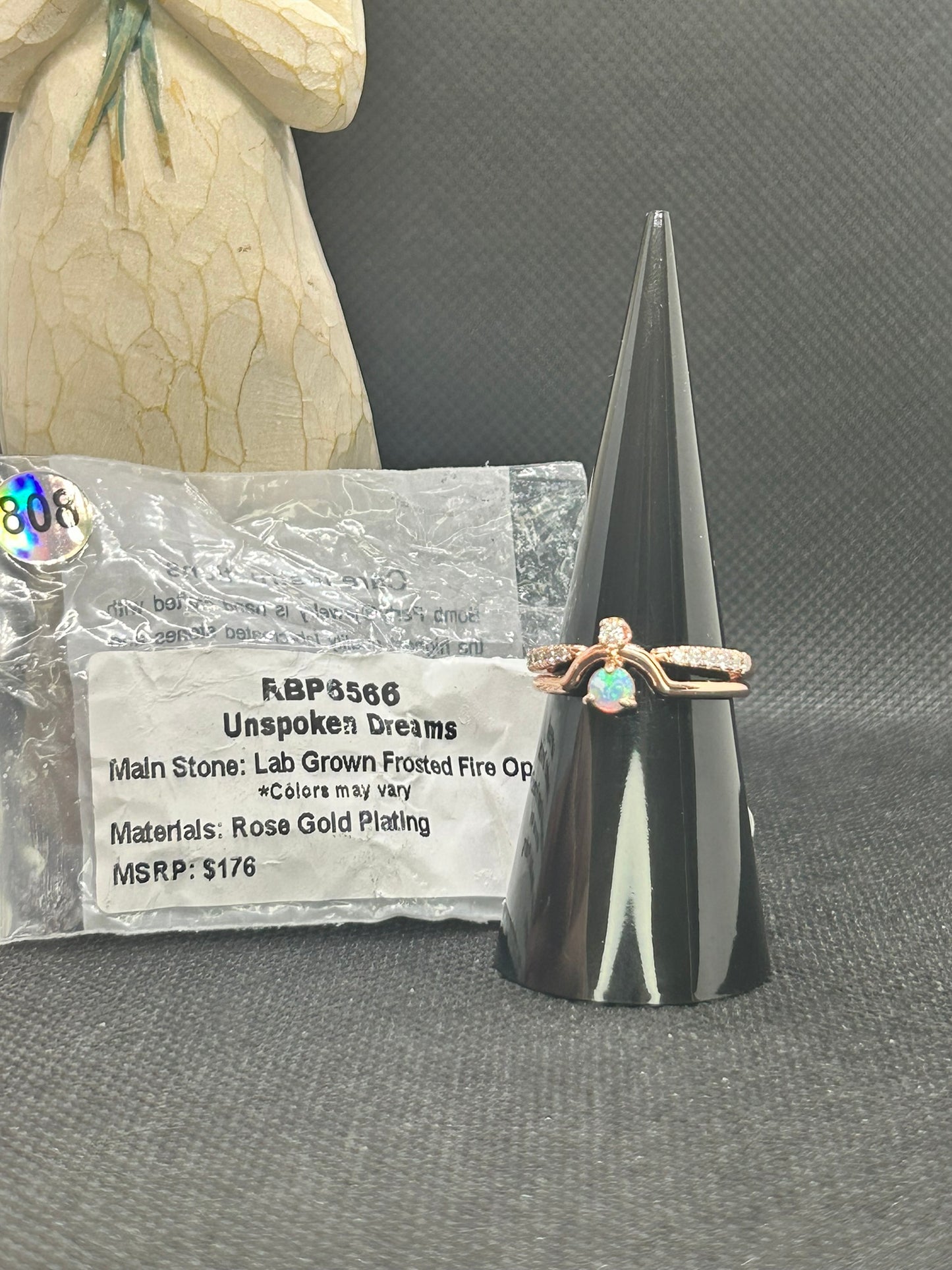 RBP6566 - Size 7 - Unspoken Dreams