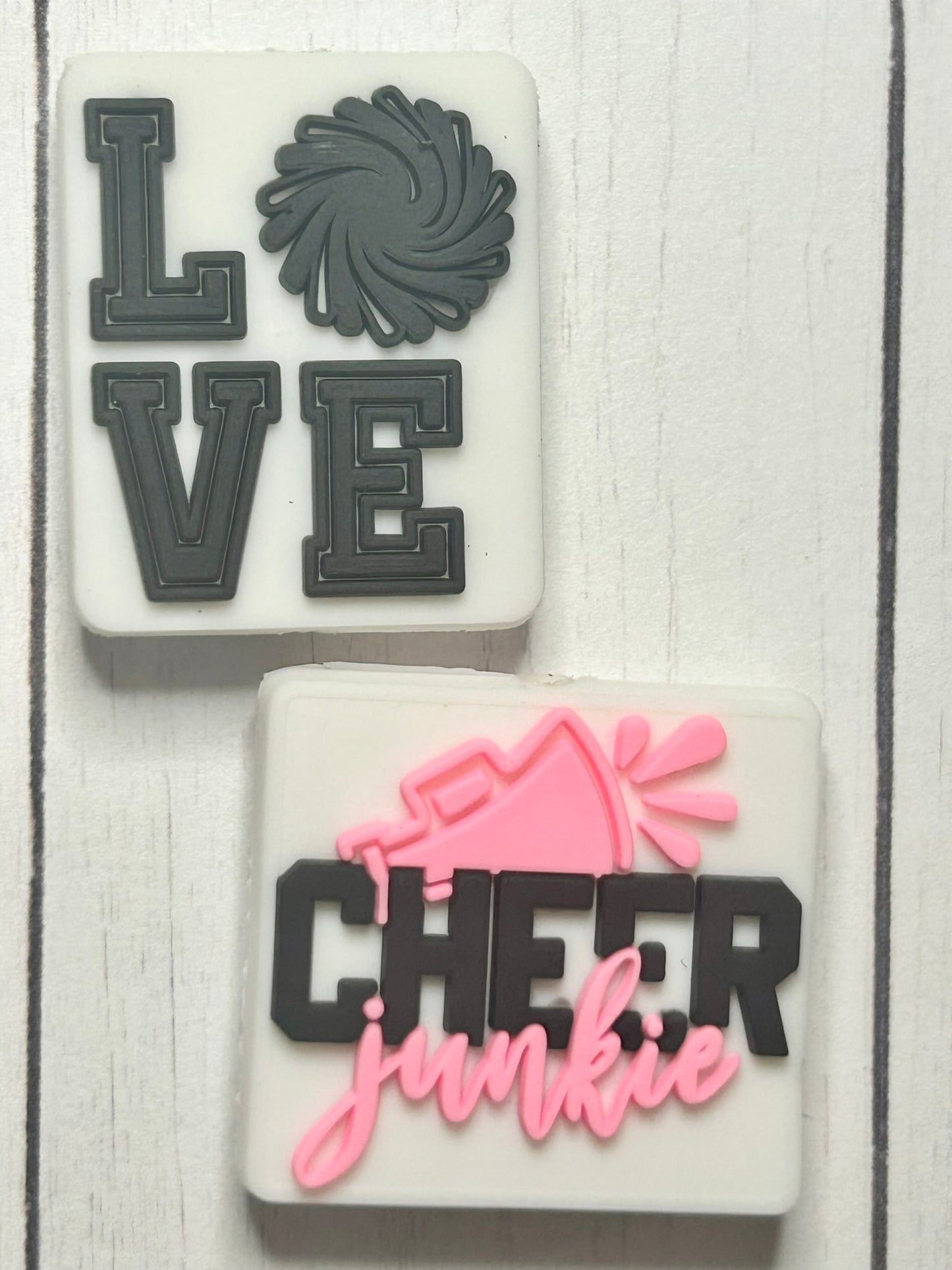 "Cheer Junkie" Focal Bead